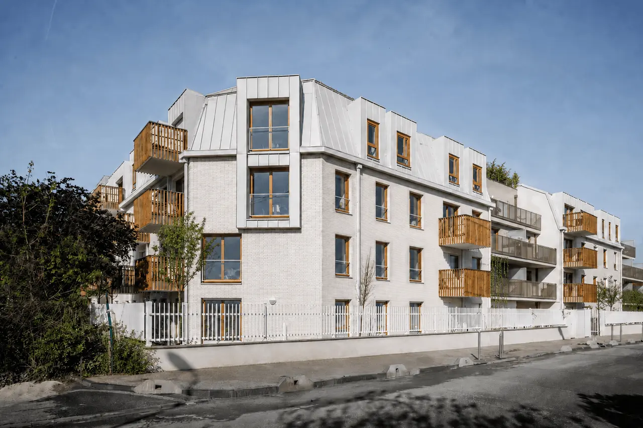 Photographie — Façade d’angle — Les Jardins de Beauvoir, Bondy